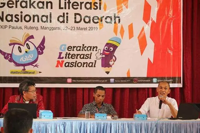 diseminasi gerakan literasi nasional di ruteng ntt